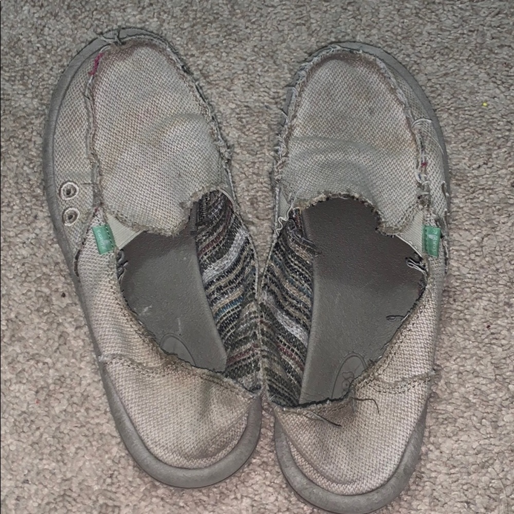Sanuks